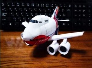 robashin - Chibi Boeing 747-8 Paper Toy