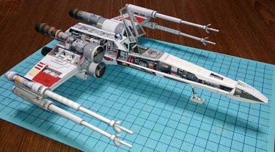Star Wars X-Wing paper craft