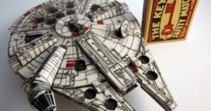 380 - Star Trek Millenium falcon Paper craft