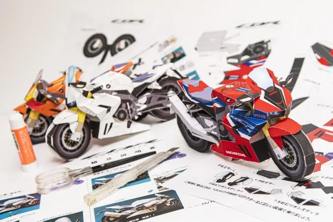 honda bike papercraft - Honda CBR1000RR-R Sports bike papercraft
