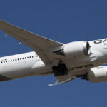 Boeing 787-9 Qantas Airplane Papercraft